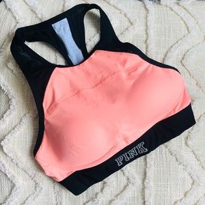 Make your delts pop! VS PINK hi neck sports bra.
